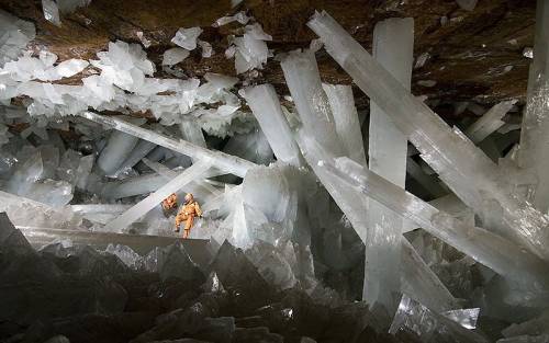 Уникальная пещера кристаллов в Мексике